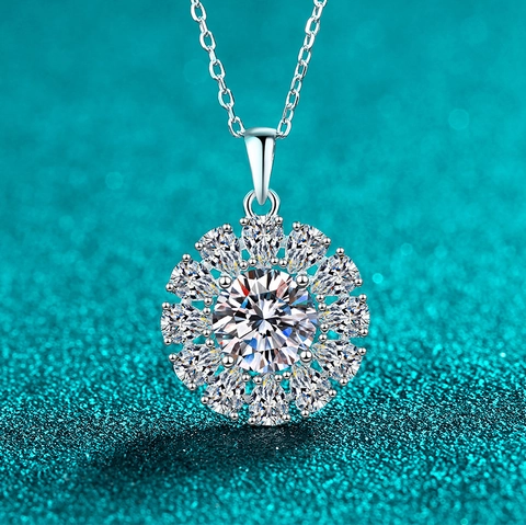 Collana con Pendente a Girasole in Argento Sterling 925 Moissanite Zirconia Elegante Catena a Girasole da Donna Gioielli