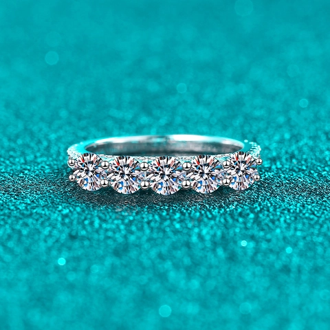 Anello Moissanite in Argento Sterling 925 Taglio Rotondo Half Eternity Ring Band Fede Nuziale Gioielli Donna Argento Pavé