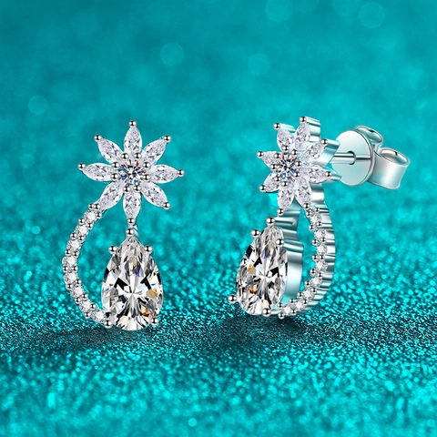Boucles d'Oreilles Pendantes en Argent Sterling 925 Moissanite Zirconia Forme de Fleur Elégante Larme pour Femme Bijoux Cadeau