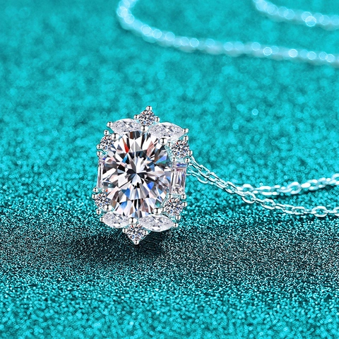 Luxury 925 Sterling Silver Moissanite Pendant Necklace For Women Elegant Oval Cut Zirconia Fashion Jewelry Necklaces