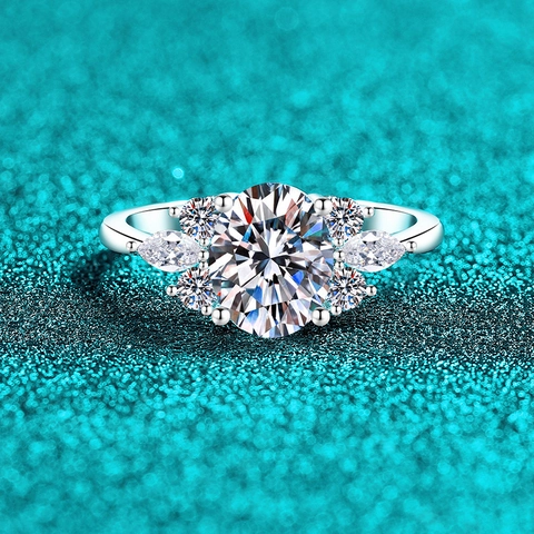 Lussuoso Anello in Argento Sterling S925 Moissanite per Donna Design a Corona in Zirconia Ovale Anello di Fidanzamento per Matrimonio Gioielli