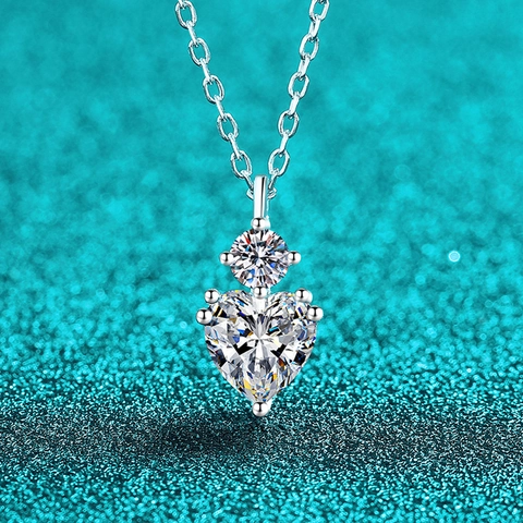 Collana con Ciondolo a Cuore in Argento Sterling S925 Moissanite per Donna Gioielli con Taglio a Cuore Regalo Elegante
