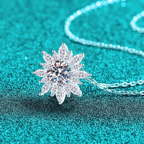 Collar de Girasol de Moissanita de Plata de Ley S925 de Lujo para Mujer Collar con Colgante de Girasol de Circonia Elegante Cadena de Clavícula Joyería Regalo