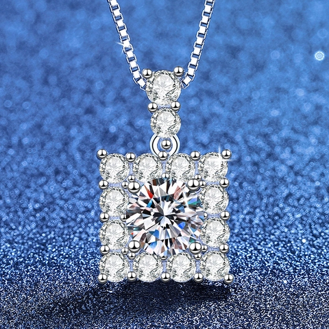 Collar con Colgante Cuadrado de Plata de Ley S925 Con Moissanita de Corte Redondo de 1 Quilate Cadena de Caja Joyería de Lujo para Mujer