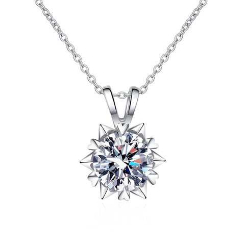 925 Sterling Silver Moissanite Snowflake Pendant Necklace For Women Zirconia Heart Claw Electroplated Fashion Jewelry Gift