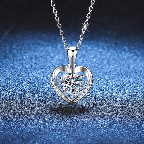 Collana con Ciondolo Cuore Eterno in Argento Sterling S925 Catena per Clavicola con Intarsio in Moissanite e Strass Regalo Gioielli Donna
