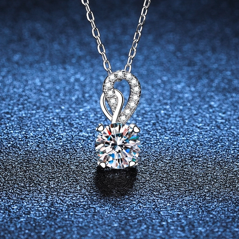 Luxury 925 Sterling Silver 1 Carat Moissanite Pendant Necklace For Women Platinum Plated D Color White Round Cut Water Drop
