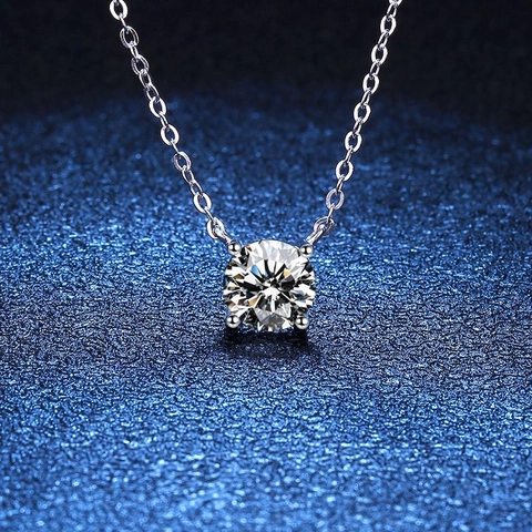 925 Sterling Silver Moissanite Pendant Necklace Round Brilliant Cut 4 Prong Setting Solitaire Clavicle Chain Jewelry For Women