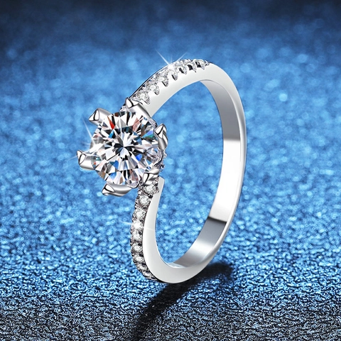 Bague Flocon de Neige en Argent Sterling S925 pour Femme Bras Torsadé Micro Incrusté Strass Brillant Bijoux de Mariage
