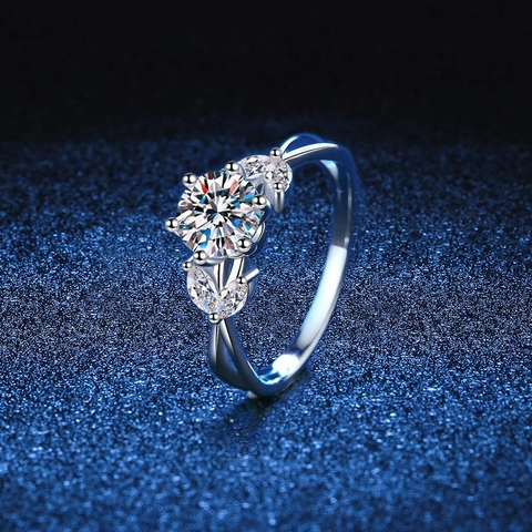 925 Sterling Silver Moissanite Flower Ring Elegant Six Prong Brilliant Round Cut Ring For Women Wedding Engagement Jewelry