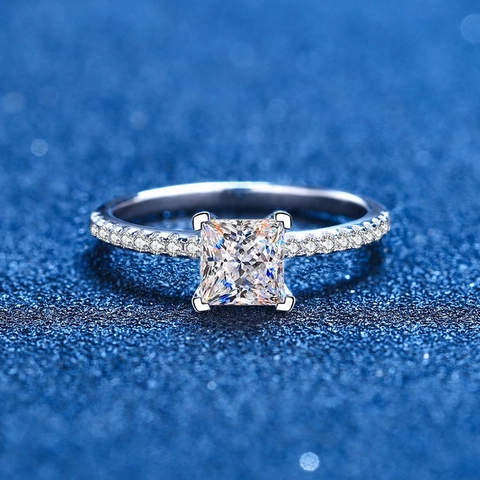 Anillo de Moissanita Cuadrada Corte Princesa de Plata de Ley S925 para Mujer Lujoso Anillo con Incrustaciones de Strass Compromiso Joyería