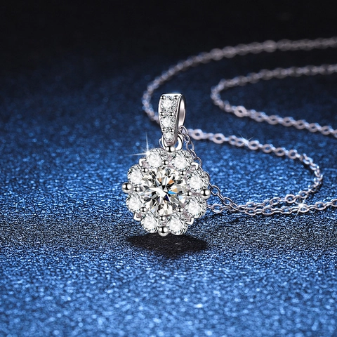 Collana a Girasole in Argento Sterling 925 con Moissanite per Donna Collana con Ciondolo Halo Gioielli Raffinati Regalo Anniversario