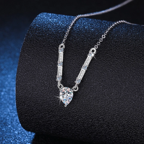 S925 Sterling Silver Moissanite Necklace Women Waterdrop Pendant Rhinestone Cable Chain Fashion Jewelry Elegant Necklace