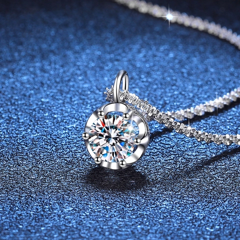 925 Sterling Silver Moissanite Necklace For Women Crown Pendant Necklace Elegant Sparkling Jewelry Gift With Twist Chain