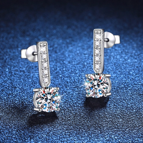 Luxury 925 Sterling Silver Moissanite Stud Earrings For Women Round Cut Sparkling Gemstone Fine Jewelry For Wedding Party Gift