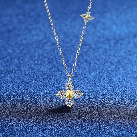 S925 Sterlingsilber Moissanit Kleeblatt Halskette Für Damen Elegant 1.2ct Moissanit Anhänger Stern Schlüsselbein Kette Schmuck