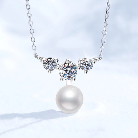Collana con Perle d'Acqua Dolce in Argento Sterling 925 Ciondolo Corona Moissanite Gioielli Eleganti per Donna Regalo Anniversario