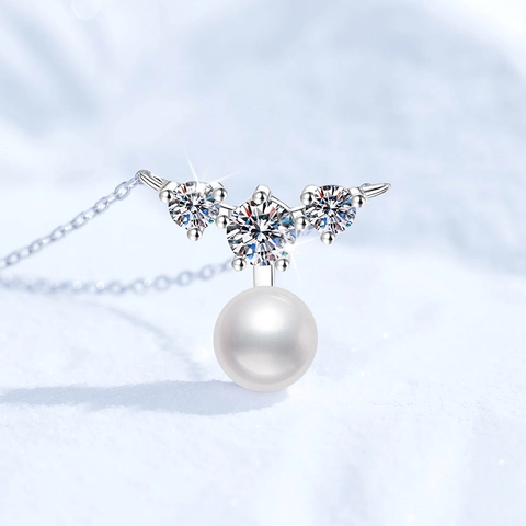 Collana con Perle d'Acqua Dolce in Argento Sterling 925 Ciondolo Corona Moissanite Gioielli Eleganti per Donna Regalo Anniversario