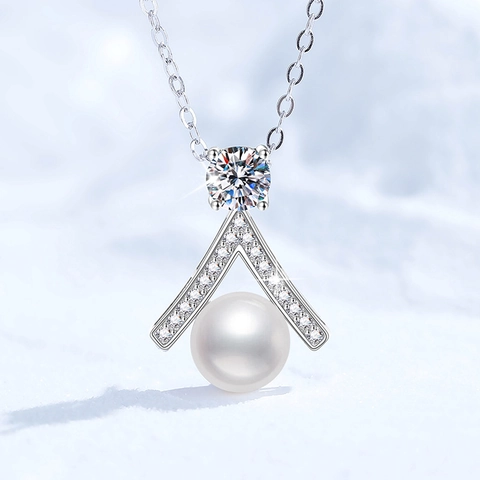 Collana con Pendente in Argento Sterling 925 Perla d'Acqua Dolce Moissanite Elegante Design a Gonna Ventaglio Gioielli di Lusso Donna Regalo