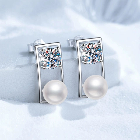 Orecchini a Bottone in Argento Sterling 925 con Moissanite e Perla d'Acqua Dolce per Donna Orecchini a Cornice Geometrica