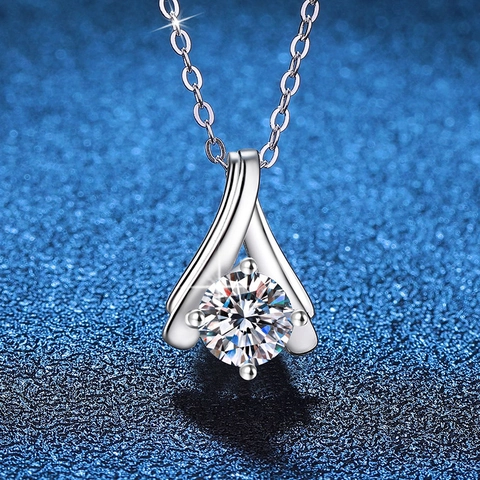 Lussuosa Collana Con Ciondolo in Argento Sterling 925 e Moissanite per Donna Elegante Design a Fiocco Gioielli alla Moda