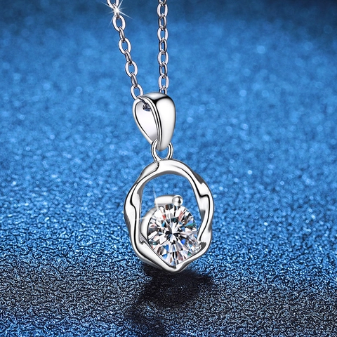 925 Sterling Silver Mobius Pendant Necklace Round Cut D Color Moissanite Zirconia Inlaid Asymmetric Cross Chain Jewelry Gift For Women