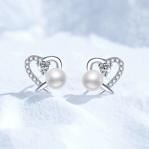 Boucles d'Oreilles Clous Cœur en Argent Sterling 925 Avec Perle d'Eau Douce et Moissanite Bijoux Romantiques Femme