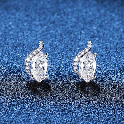 Luxury 925 Sterling Silver Marquise Cut Moissanite Stud Earrings Angel Eye Design Rhinestone Inlaid Fashion Jewelry For Women