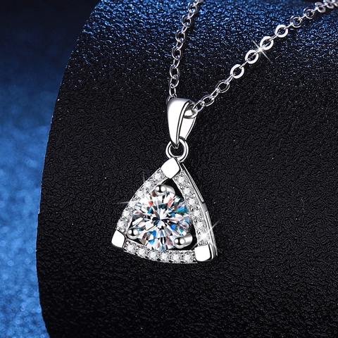 Collana Con Ciondolo a Triangolo in Argento Sterling 925 Moissanite Catena a Croce Intarsiata con Strass Geometrici per Donna