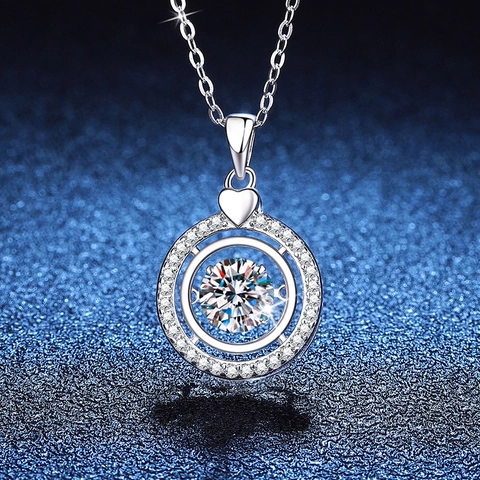 S925 Sterling Silver Dancing Moissanite Pendant Necklace For Women Heart Shape Luxury Sparkling Round Cut Jewelry Valentine Day Gift