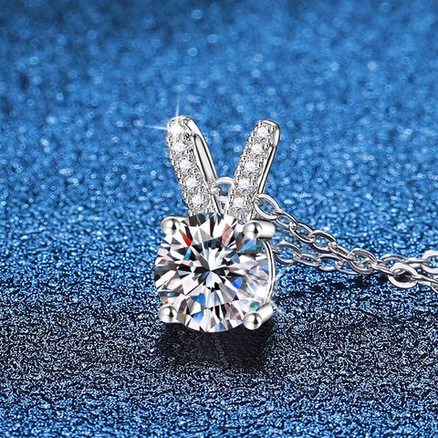 S925 Sterling Silver Moissanite Pendant Necklace Round Cut Sparkling Stone Rabbit Ear Design V Shape Bail Jewelry For Women