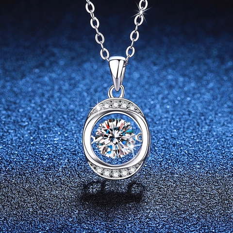 Collana con Ciondolo Moissanite Dancing Heart in Argento Sterling S925 per Donna Elegante Gioiello a Cerchio Tondo in Moissanite da 1 Carato