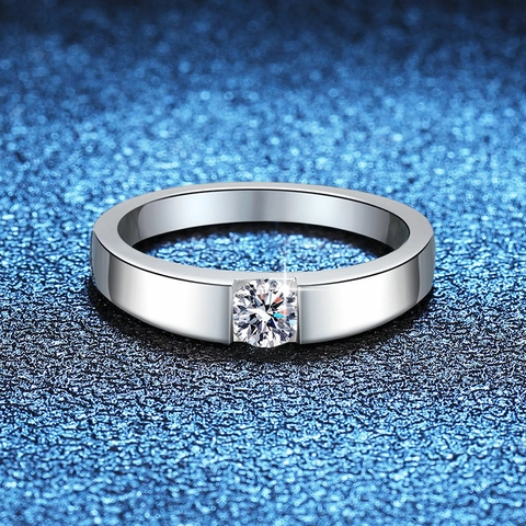 Anello in Argento Sterling 925 con Moissanite Minimalista Anello di Fidanzamento Geometrico Tondo con Pietra Singola per Donna