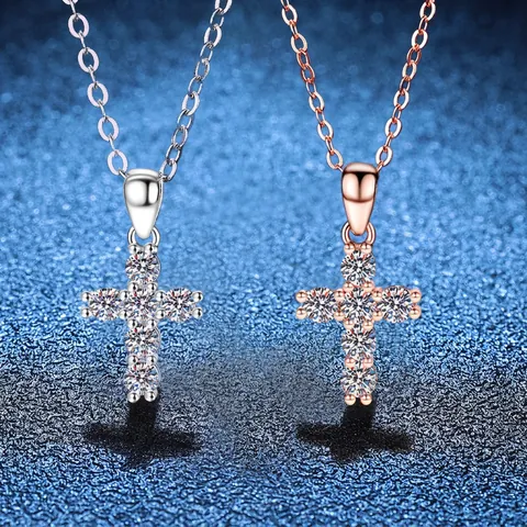 Collar de Colgante de Cruz de Plata de Ley 925 con Moissanita para Mujer Corte Brillante Redondo Color D Joyería Regalo