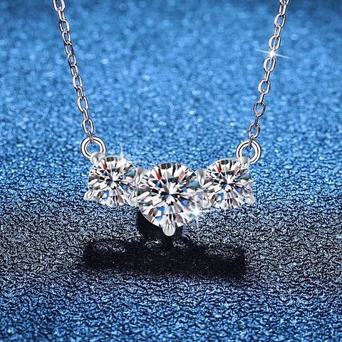 Collar de Moissanita de Plata de Ley S925 para Mujer Colgante de Sonrisa Color D Cadena de Clavícula Joyería de Lujo Ligera Elegante Regalo