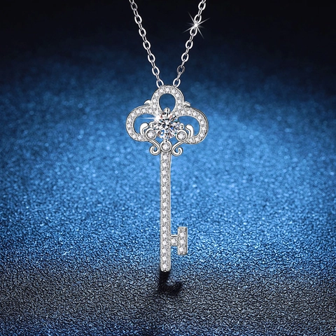 925 Sterling Silver Moissanite Key Pendant Necklace For Women Vintage Luxury Rhinestone Inlaid Jewelry Gift Elegant Key Charm Chain Necklace