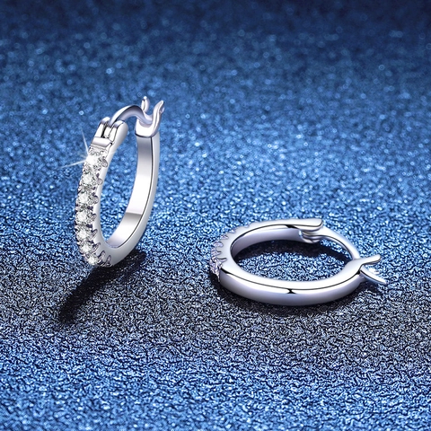 925 Sterling Silver Moissanite Hoop Earrings Sparkling Pavé Inlaid Luxurious Round Huggie Earrings For Women Jewelry Gift