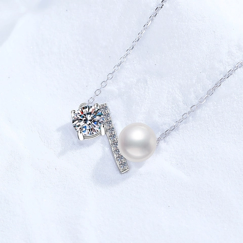 925 Sterling Silver Moissanite Freshwater Pearl Pendant Necklace Elegant Balance Beam Design Necklace For Women Jewelry