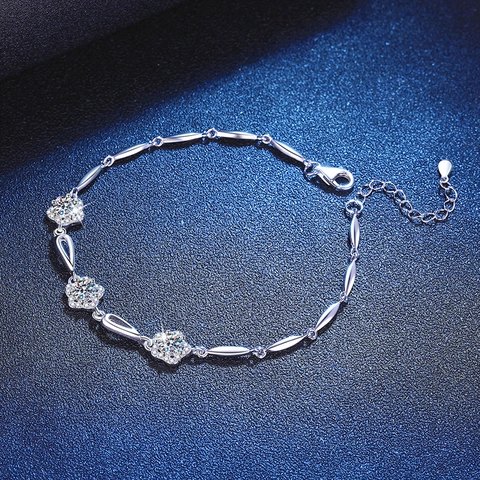 Plum Blossom 925 Sterling Silver Moissanite Bracelet Adjustable Chain For Women Elegant Daily Anniversary Jewelry Gift