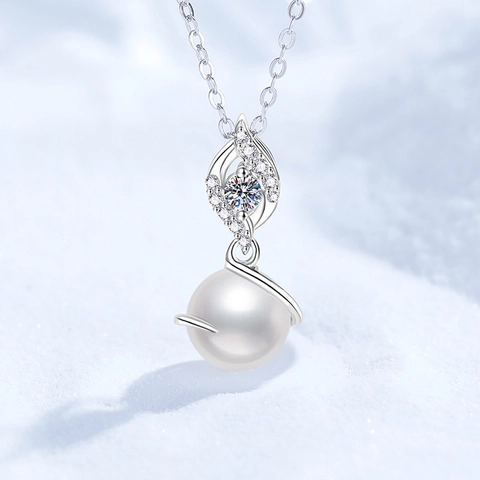 Collar de Plata de Ley 925 con Colgante de Planeta Saturno Moissanita Perla de Agua Dulce Brújula Estrellada Joyería Mujer