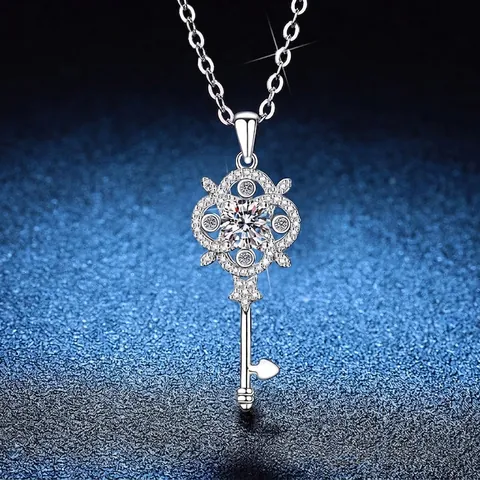S925 Sterling Silver Moissanite Key Pendant Necklace For Women Luxury Crown Key Chain Jewelry With GRA Certificate