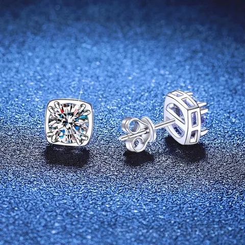 Classic Square Four Prong Moissanite Stud Earrings In 925 Sterling Silver For Women Elegant Wedding Party D Color VVS1 Fine Jewelry
