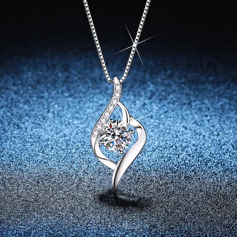 Collana con Ciondolo a Cuore in Argento Sterling S925 Moissanite per Donna Gioielli con Catena Veneziana Intarsiata di Strass Regalo di San Valentino