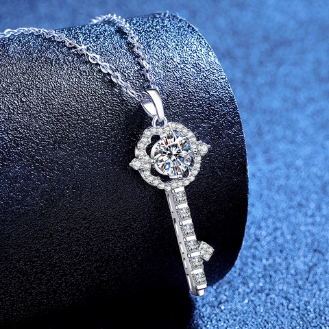 Collana con Pendente a Chiave in Argento Sterling S925 Moissanite Chiave del Crepuscolo Forma di Chiave a Corona con Strass per Donna Gioielli