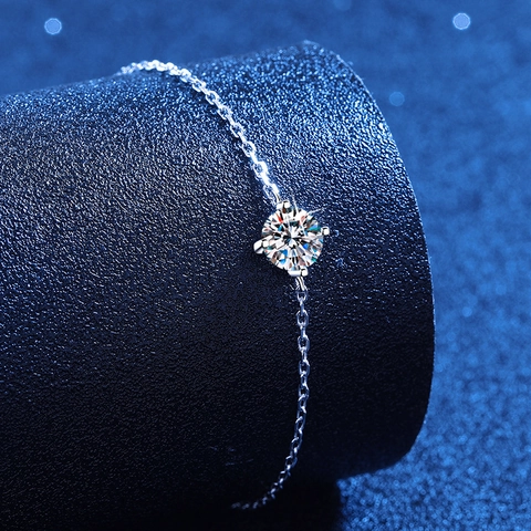 925 Sterling Silver Minimalist Moissanite Bracelet For Women Four Prong Setting Adjustable Round Inlaid Fashion Fine Jewelry