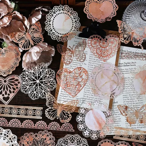 Paquete de Material de Scrapbooking de Papel de Encaje Cortado con Láser Retro Vintage Motivos de Mariposa Corazón Floral para Decoración de Manualidades DIY