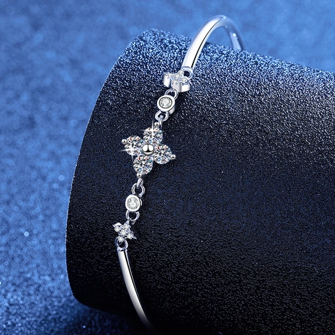 Bracciale in Argento Sterling 925 Moissanite Luce Lusso Quadrifoglio Stella Regolabile Braccialetto Donna Gioielli Regalo