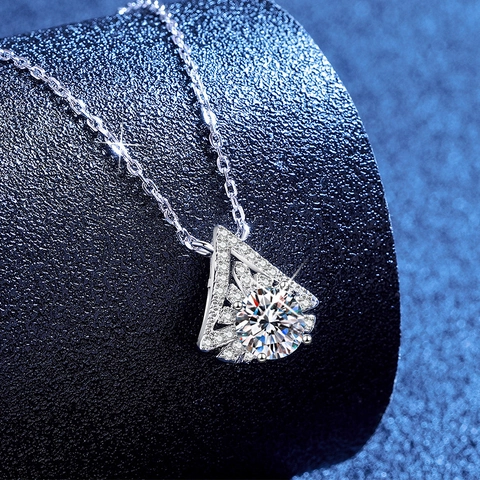 925 Sterling Silver Moissanite Pendant Necklace Geometric Triangle Fan Shaped Sparkling Jewelry For Women Christmas Gift