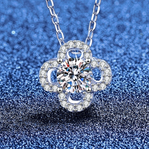 Collar de Trébol de Cuatro Hojas de Plata de Ley 925 para Mujer Colgante Floral con Incrustación de Moissanita Joyería Elegante Regalo