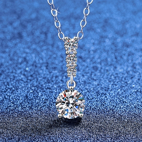 925 Sterling Silver Moissanite Necklace For Women Round Cut Gemstone Pendant With GRA Certificate Elegant Clavicle Chain Jewelry